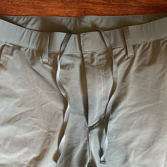 Fabletics Men’s The Only Pant - Picture 11 of 16
